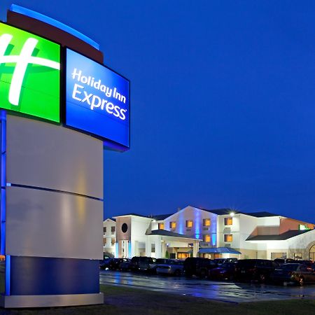 Holiday Inn Express Hotel Pittsburgh-North/Harmarville By Ihg Ngoại thất bức ảnh