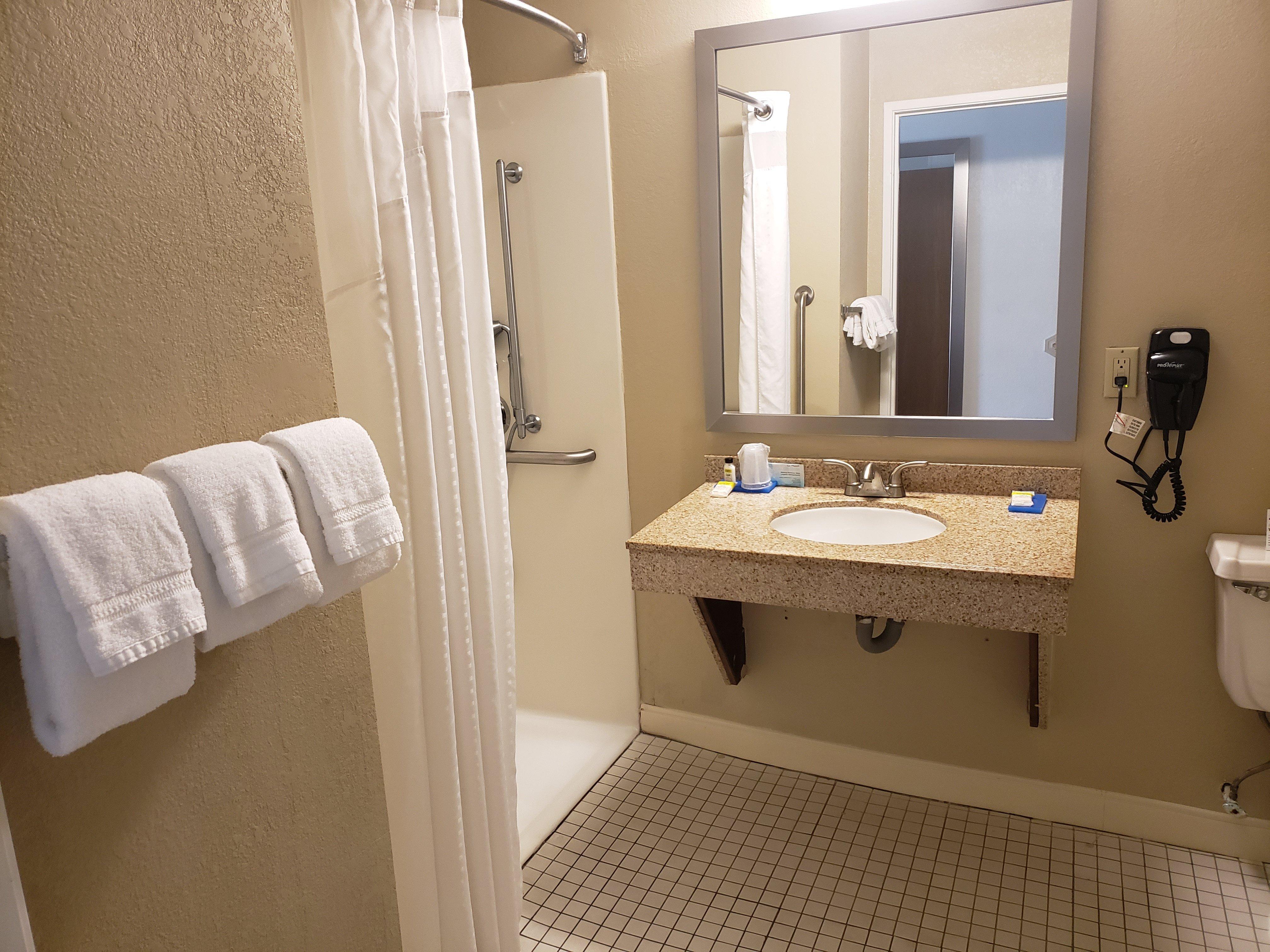Holiday Inn Express Hotel Pittsburgh-North/Harmarville By Ihg Ngoại thất bức ảnh