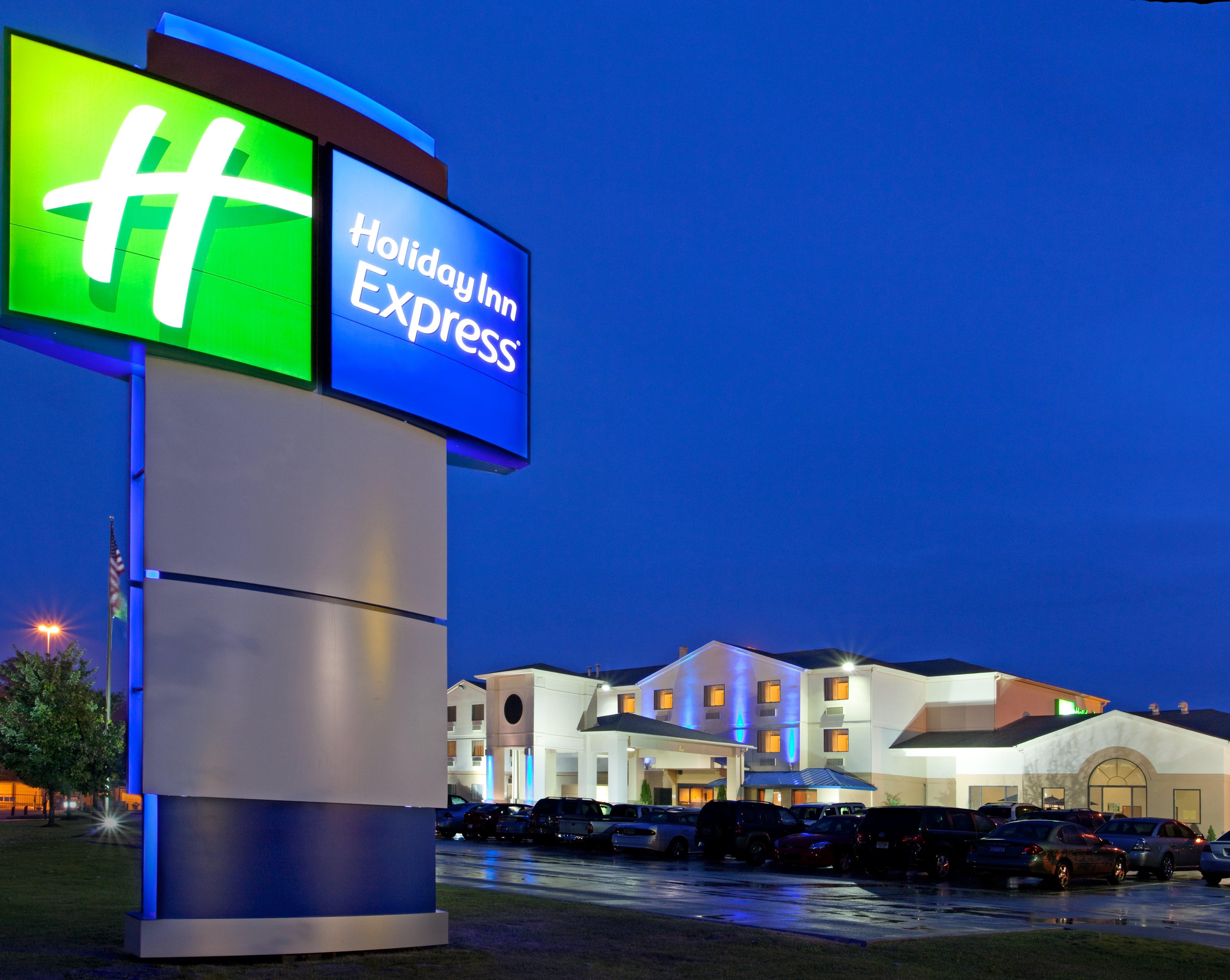 Holiday Inn Express Hotel Pittsburgh-North/Harmarville By Ihg Ngoại thất bức ảnh