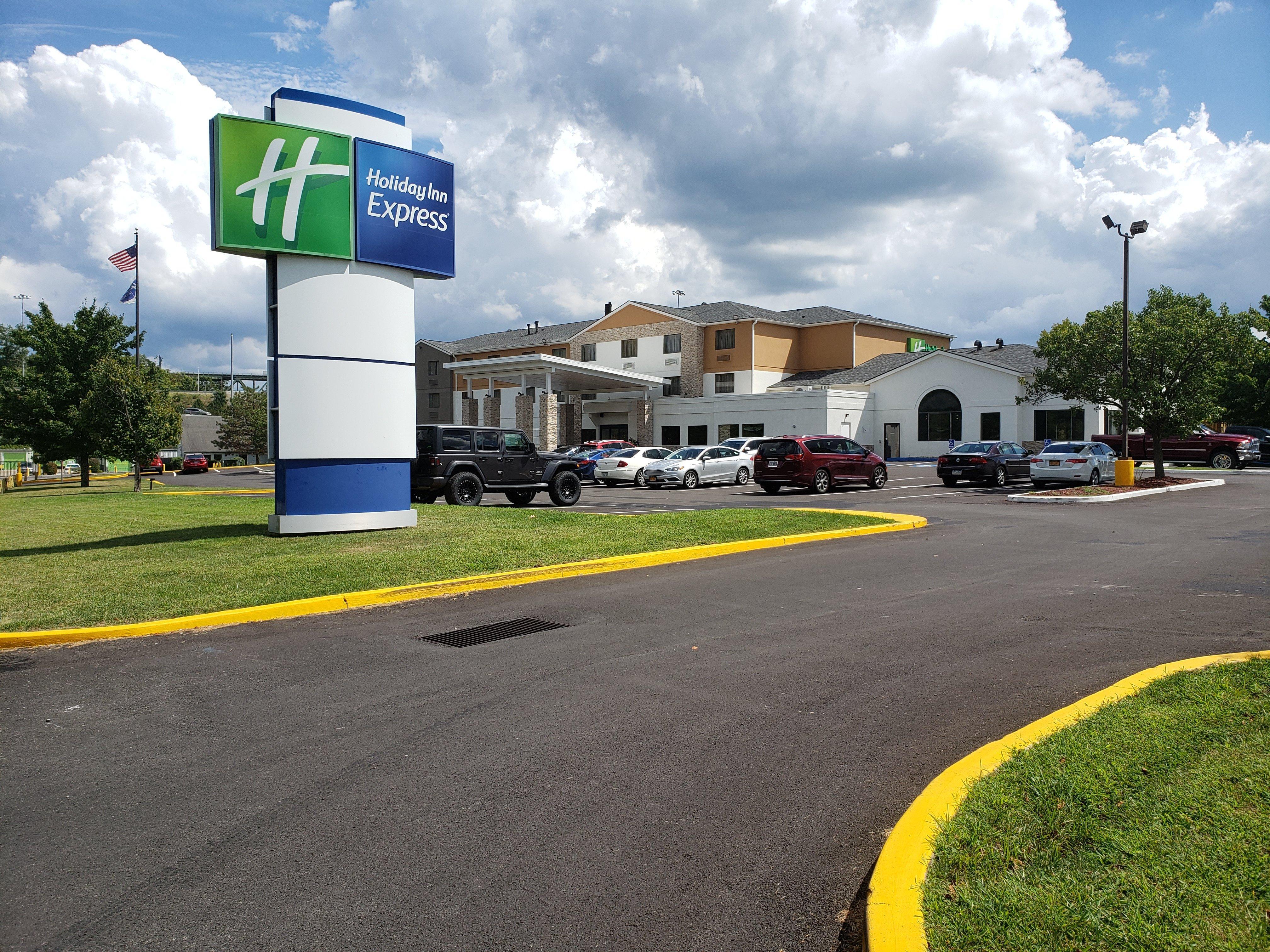 Holiday Inn Express Hotel Pittsburgh-North/Harmarville By Ihg Ngoại thất bức ảnh