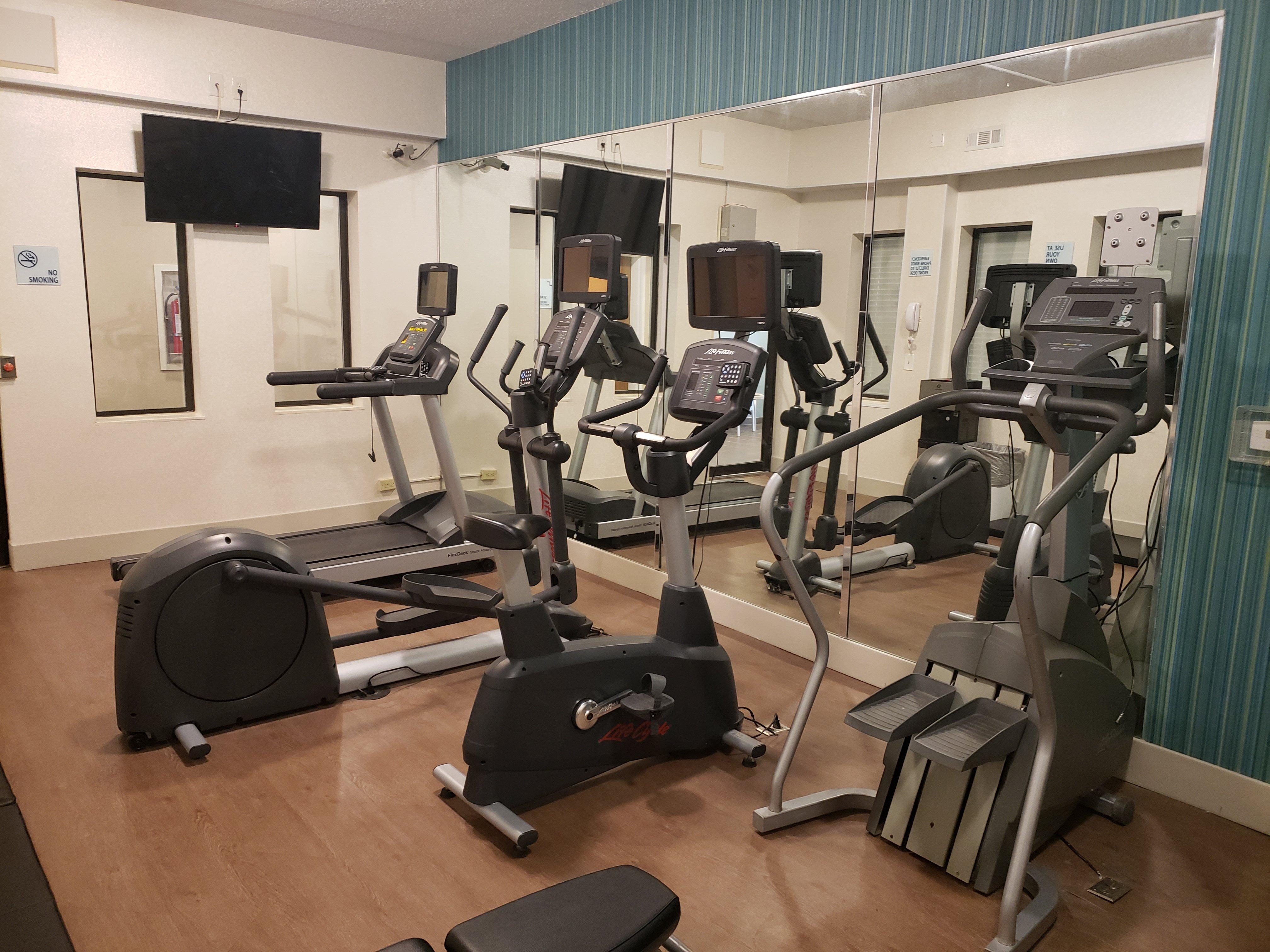 Holiday Inn Express Hotel Pittsburgh-North/Harmarville By Ihg Ngoại thất bức ảnh