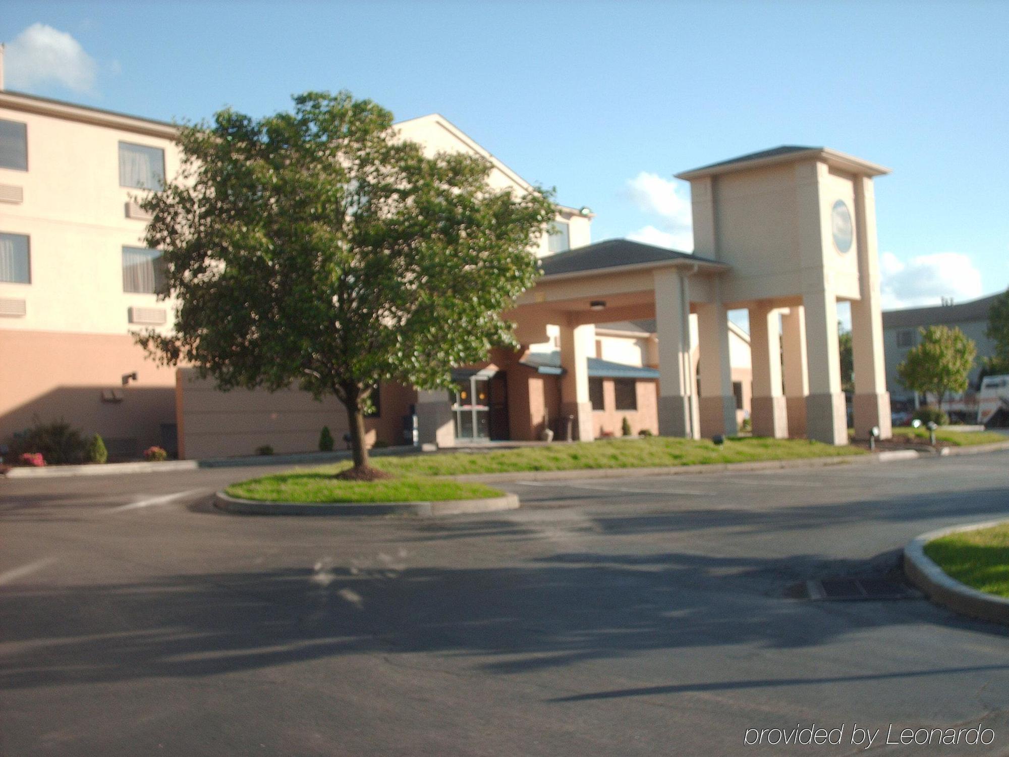 Holiday Inn Express Hotel Pittsburgh-North/Harmarville By Ihg Ngoại thất bức ảnh